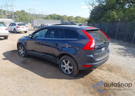 2013 Volvo Xc60 T6/T6 Platinum/T6 Premier Plus/T6 R-Design/T6 R-Design Platinum/T6 R-Design Premier Plus from USA, damaged, VIN YV4902DZ6D2418937